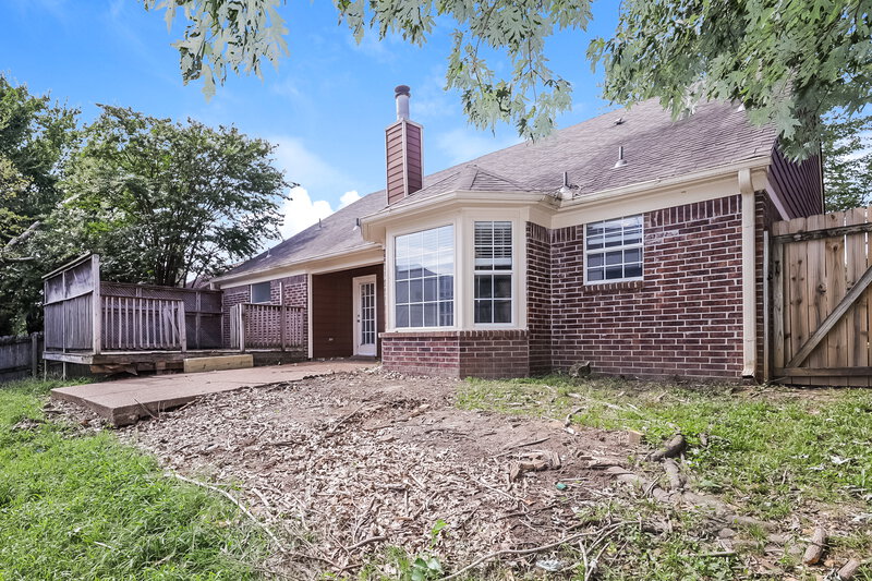 1,725/Mo, 7099 Show Boat Ln Cordova, TN 38018 Rear View