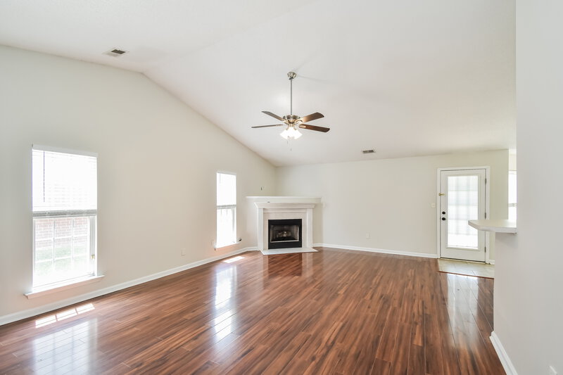 3,410/Mo, 11607 Evening Ridge Dr Arlington, TN 38002 Living Room View