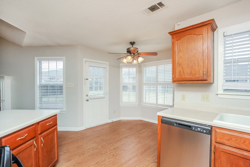 2,700/Mo, 8314 Garden Willow Ln Cordova, TN 38016 Breakfast Nook View