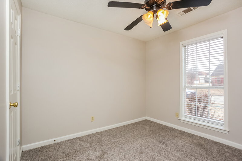 2,700/Mo, 8314 Garden Willow Ln Cordova, TN 38016 Bedroom View