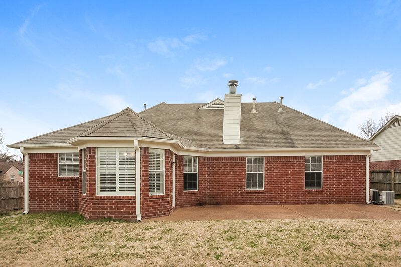 2,700/Mo, 8314 Garden Willow Ln Cordova, TN 38016 Rear View