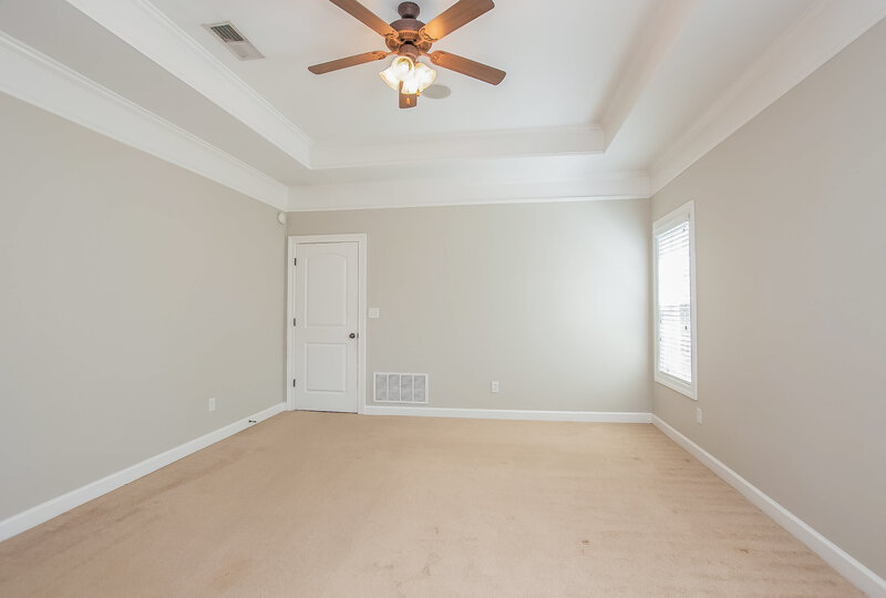 2,565/Mo, 2961 Keeley Cv Southaven, MS 38671 Master Bedroom View