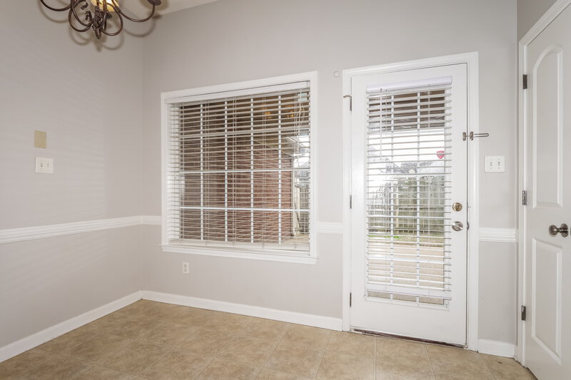 1,805/Mo, 10215 Morning Hill Dr Cordova, TN 38016 Dining Room View