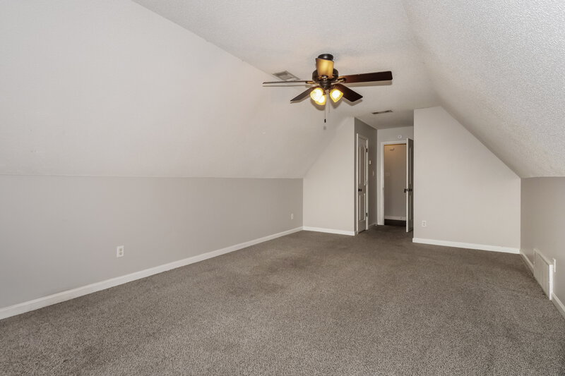 1,805/Mo, 10215 Morning Hill Dr Cordova, TN 38016 Bedroom View 3