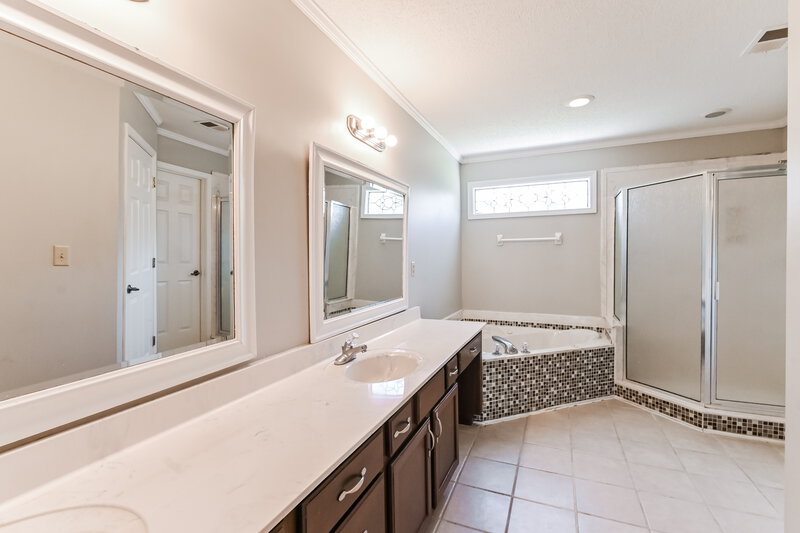 2,185/Mo, 7993 Stembridge St Arlington, TN 38002 Main Bathroom View