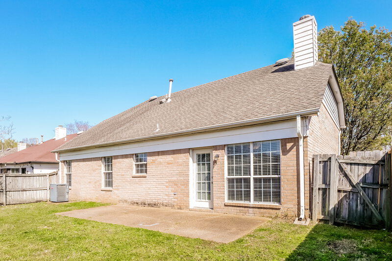 1,995/Mo, 3143 Woodland Pine Dr Lakeland, TN 38002 Rear View 2