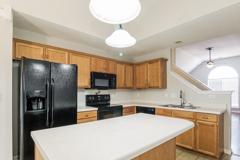 2,085/Mo, 5356 Hidden Meadows Dr Arlington, TN 38002 Kitchen View