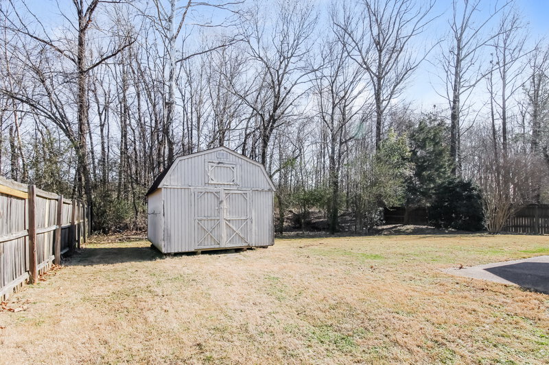 2,085/Mo, 5356 Hidden Meadows Dr Arlington, TN 38002 Backyard View