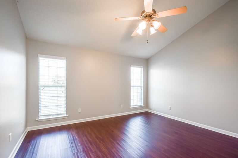 2,225/Mo, 6379 Sandbourne E Olive Branch, MS 38654 Main Bedroom View 2