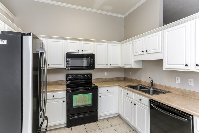 1,710/Mo, 475 N Ericson Rd Cordova, TN 38018 Kitchen View 2