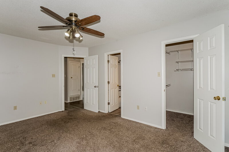 1,700/Mo, 6935 Amanda Dr N Olive Branch, MS 38654 Main Bedroom View