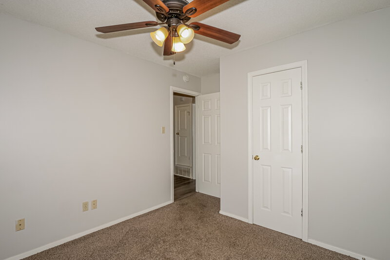 1,700/Mo, 6935 Amanda Dr N Olive Branch, MS 38654 Bedroom View 4
