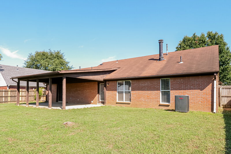 1,700/Mo, 6935 Amanda Dr N Olive Branch, MS 38654 Rear View 2