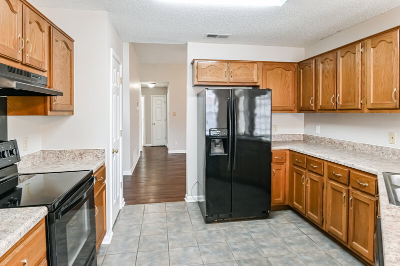 2,095/Mo, 5929 White Ridge Cir E Olive Branch, MS 38654 Kitchen View