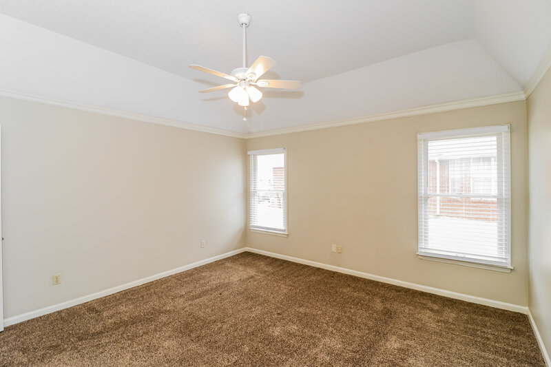 1,910/Mo, 430 Cherry Hollow Cv Cordova, TN 38018 Main Bedroom View 2