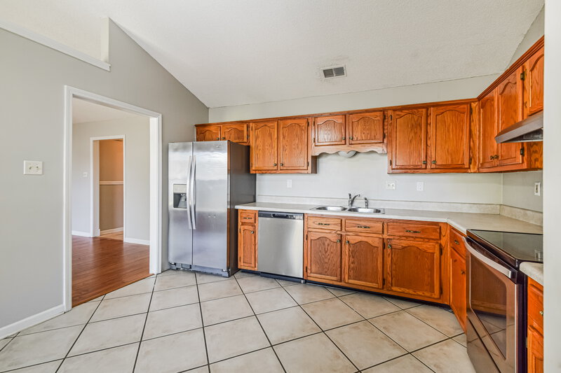 1,745/Mo, 10378 Yates Dr Olive Branch, MS 38654 Kitchen View 2