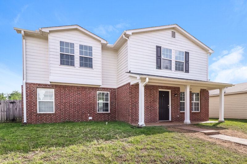1,835/Mo, 10075 Chariden Dr Cordova, TN 38016 Front View