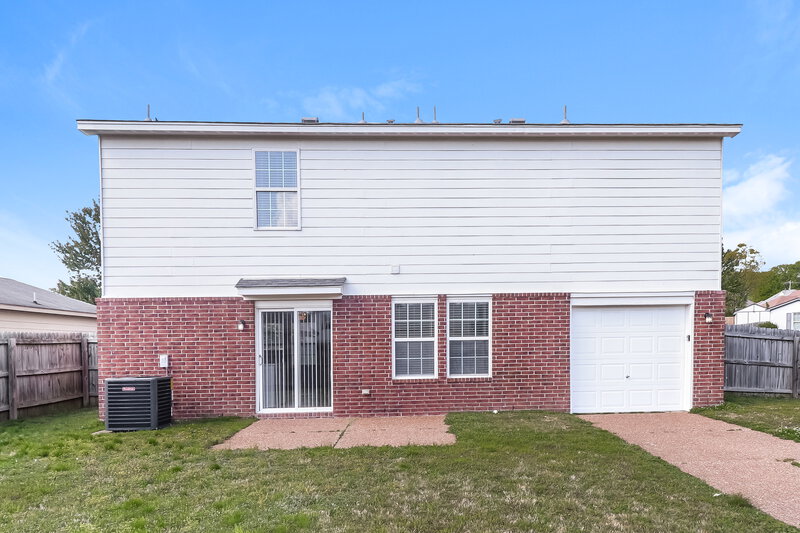 1,835/Mo, 10075 Chariden Dr Cordova, TN 38016 Rear View 2