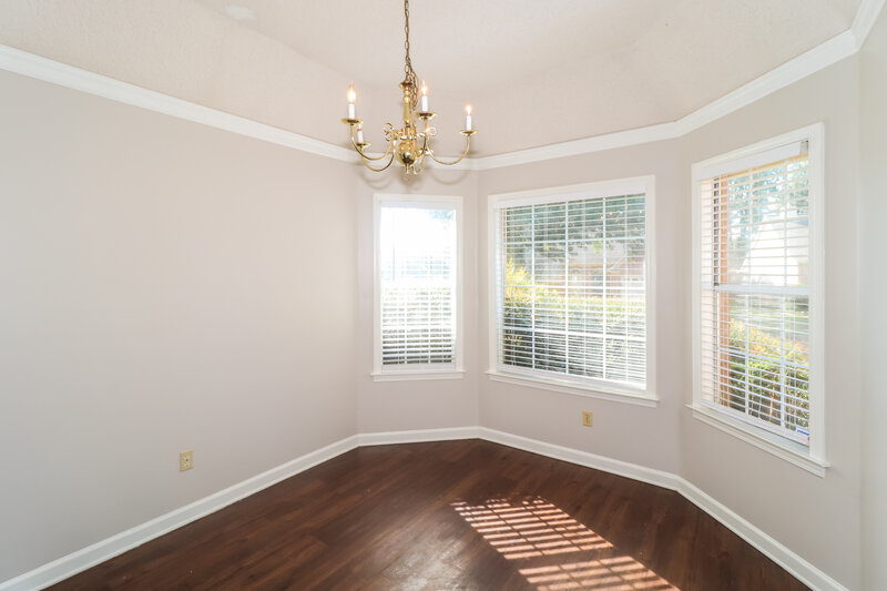 1,700/Mo, 2214 Lake Hill Ct Cordova, TN 38016 Dining Room View