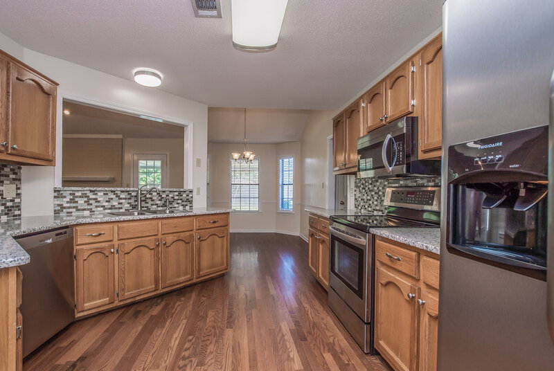 1,715/Mo, 10042 Fox Hunt Dr Olive Branch, MS 38654 Kitchen View 3