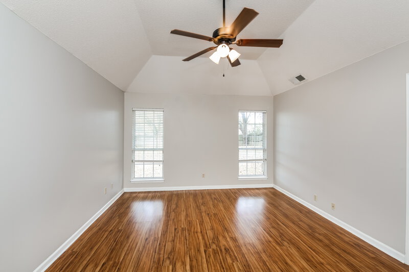 2,590/Mo, 2350 Heather Rdg Southaven, MS 38672 Main Bedroom View