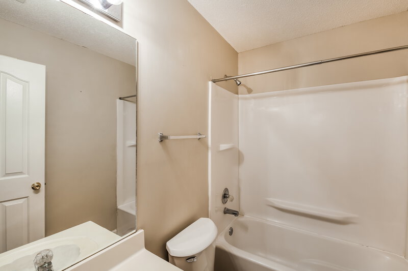 2,590/Mo, 2350 Heather Rdg Southaven, MS 38672 Bathroom View