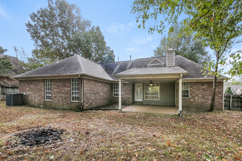 2,590/Mo, 2350 Heather Rdg Southaven, MS 38672 Rear View