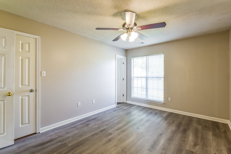 1,745/Mo, 7896 Nature Walk Dr Southaven, MS 38671 Main Bedroom View 2