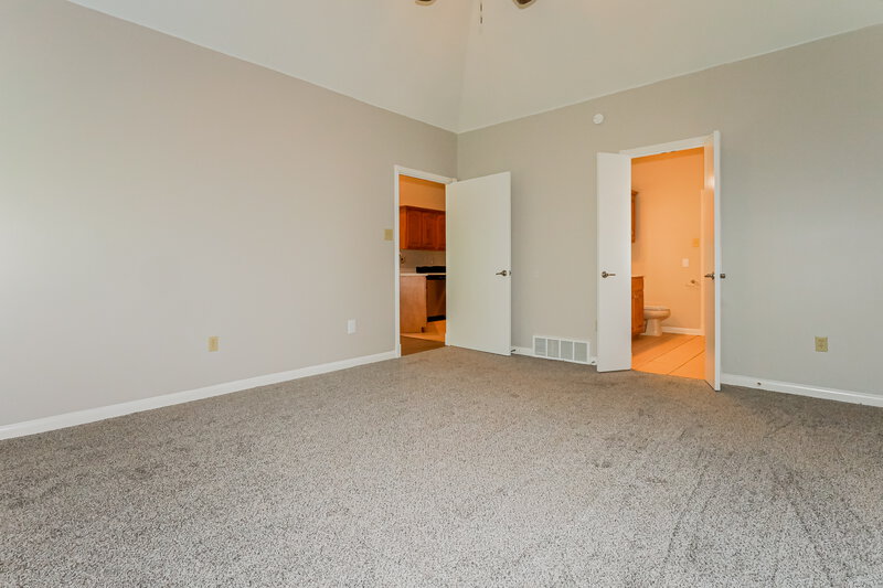 2,010/Mo, 60 Willow Crest Cv Somerville, TN 38068 Main Bedroom View 2