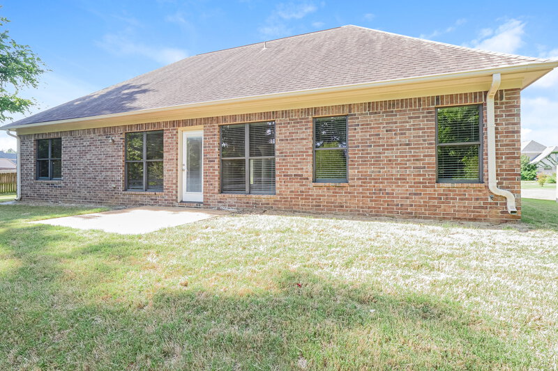 2,010/Mo, 60 Willow Crest Cv Somerville, TN 38068 Rear View 2
