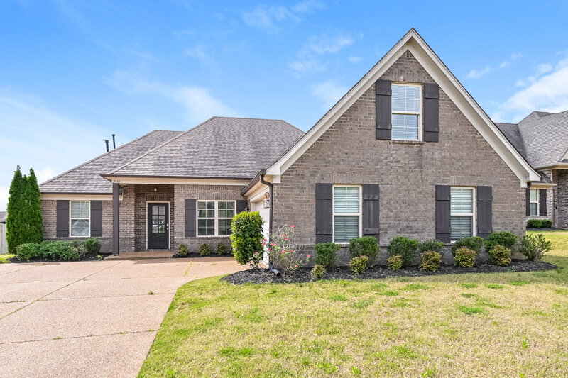 2,380/Mo, 2581 Woodcutter Dr Southaven, MS 38672 External View