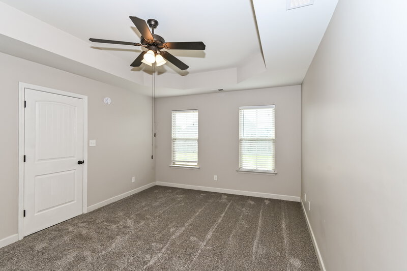 2,380/Mo, 2581 Woodcutter Dr Southaven, MS 38672 Main Bedroom View 2