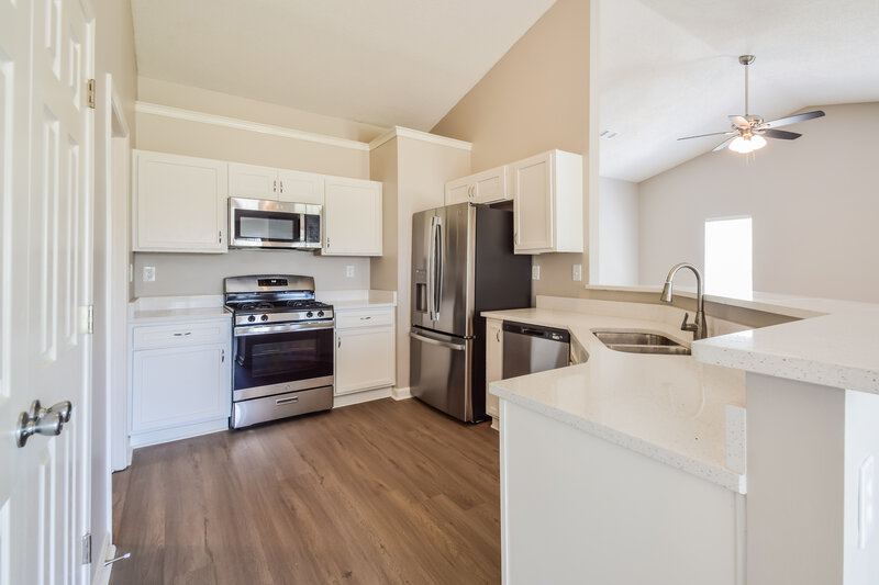 1,725/Mo, 4429 Andover Ln Horn Lake, MS 38637 Kitchen View