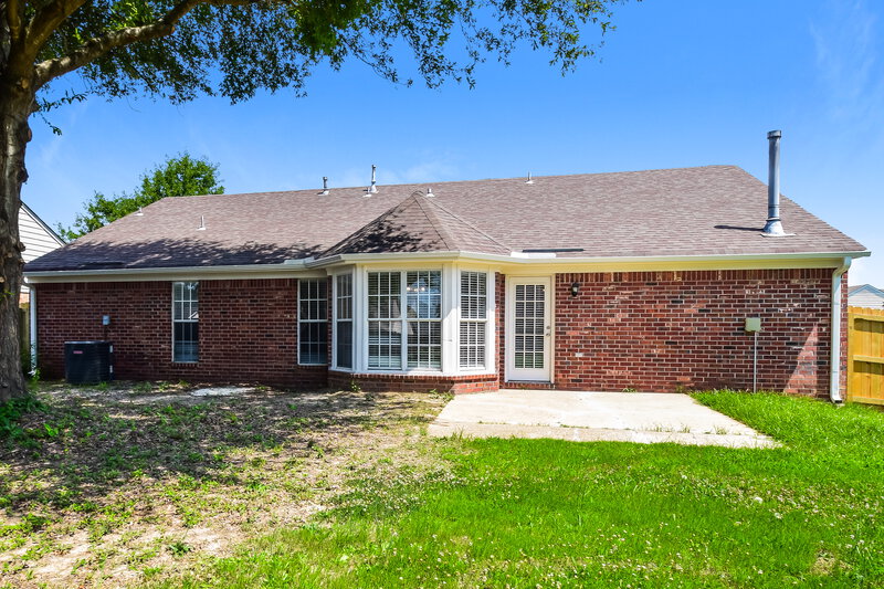 1,725/Mo, 4429 Andover Ln Horn Lake, MS 38637 Rear View