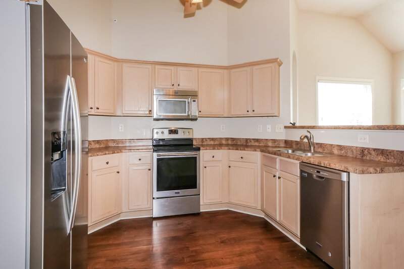 1,745/Mo, 7436 Grey Heather Way Cordova, TN 38018 Kitchen View