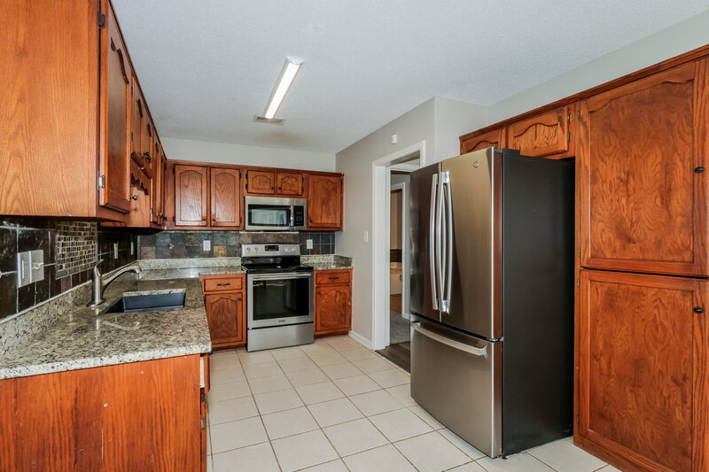 0/Mo, 11625 Belle Manor Dr Arlington, TN 38002 Kitchen View