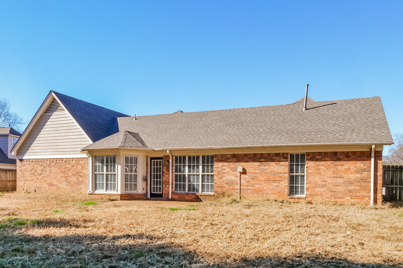 0/Mo, 11625 Belle Manor Dr Arlington, TN 38002 Rear View 2