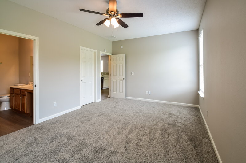 0/Mo, 9973 Fox Run Dr Olive Branch, MS 38654 Main Bedroom View 2