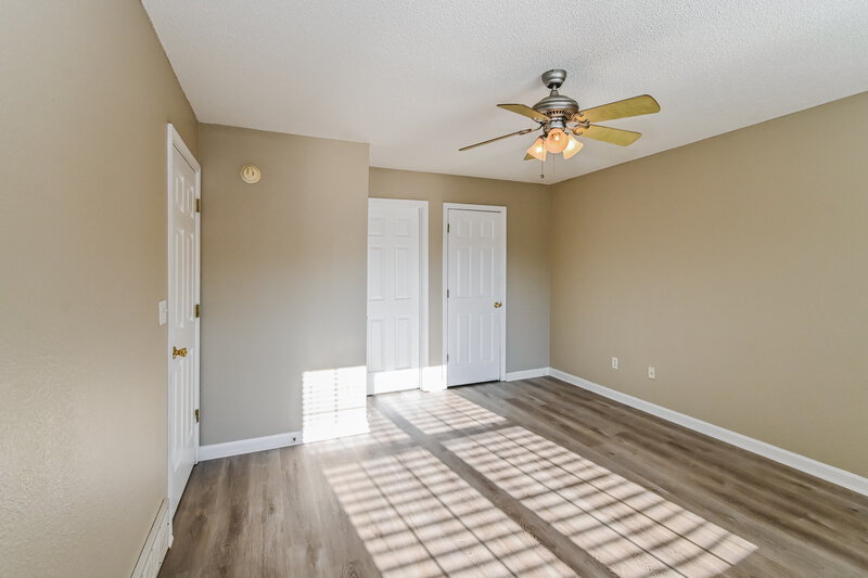 1,680/Mo, 7299 Red Maple Dr Olive Branch, MS 38654 Main Bedroom View