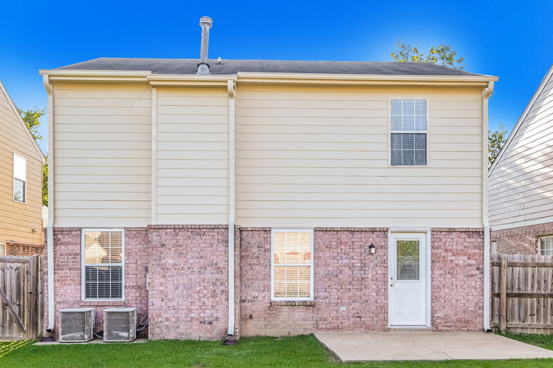 1,680/Mo, 7299 Red Maple Dr Olive Branch, MS 38654 Rear View
