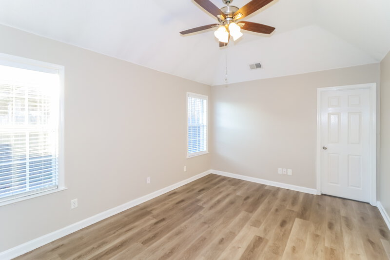 1,760/Mo, 10790 Wellington Dr Olive Branch, MS 38654 Main Bedroom View