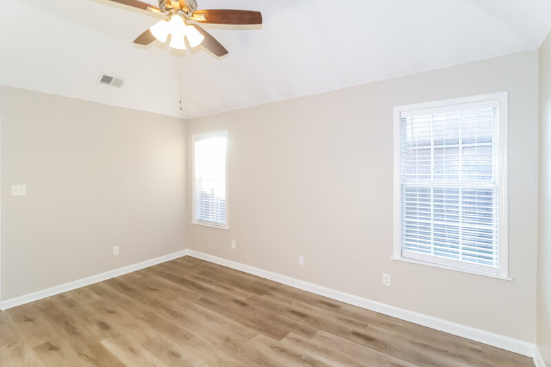 1,760/Mo, 10790 Wellington Dr Olive Branch, MS 38654 Main Bedroom View 2