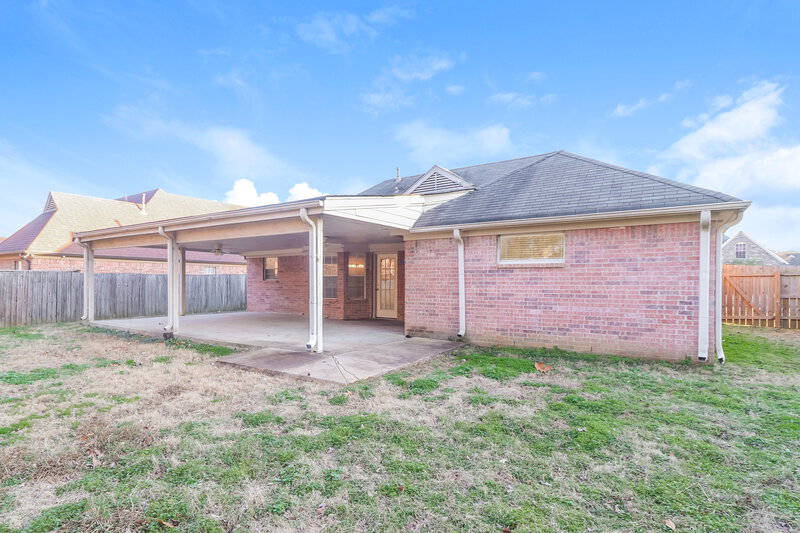 1,760/Mo, 10790 Wellington Dr Olive Branch, MS 38654 Rear View