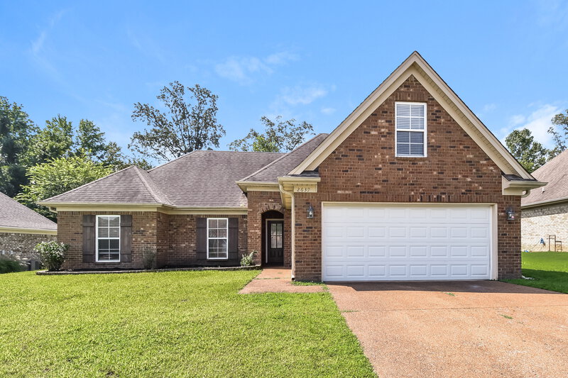 2,185/Mo, 2639 Cherry Tree Dr Southaven, MS 38672 External View