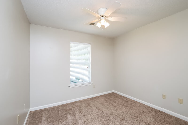1,850/Mo, 5726 Sparrow Run Olive Branch, MS 38654 Bedroom View 2