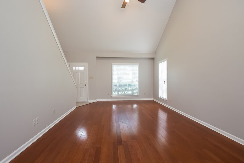 2,130/Mo, 1640 Saddle Ln Southaven, MS 38671 Living Room View