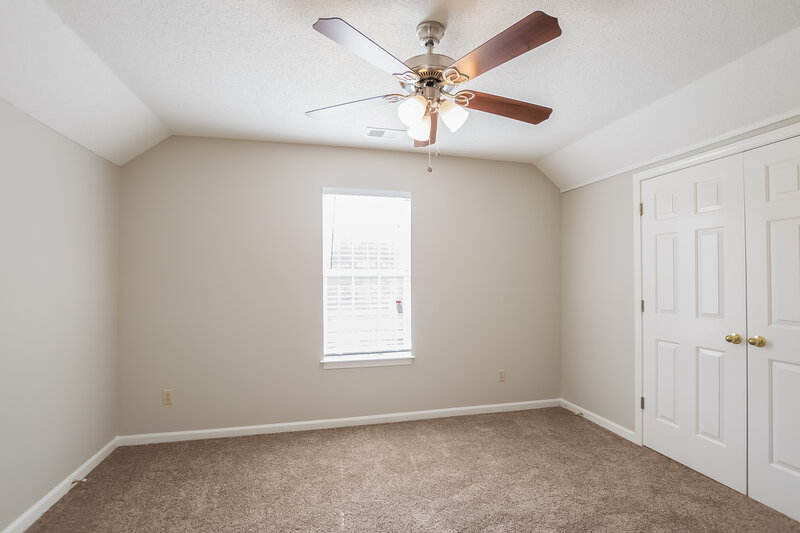 2,130/Mo, 1640 Saddle Ln Southaven, MS 38671 Master Bedroom View 2