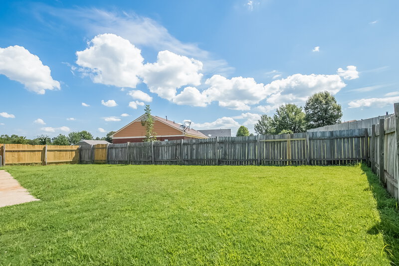 1,840/Mo, 7434 Cliffwood Dr Horn Lake, MS 38637 Exterior View