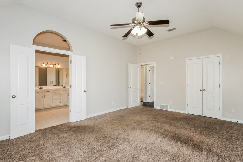 1,825/Mo, 13102 Braybourne Pl N Olive Branch, MS 38654 Main Bedroom View 2