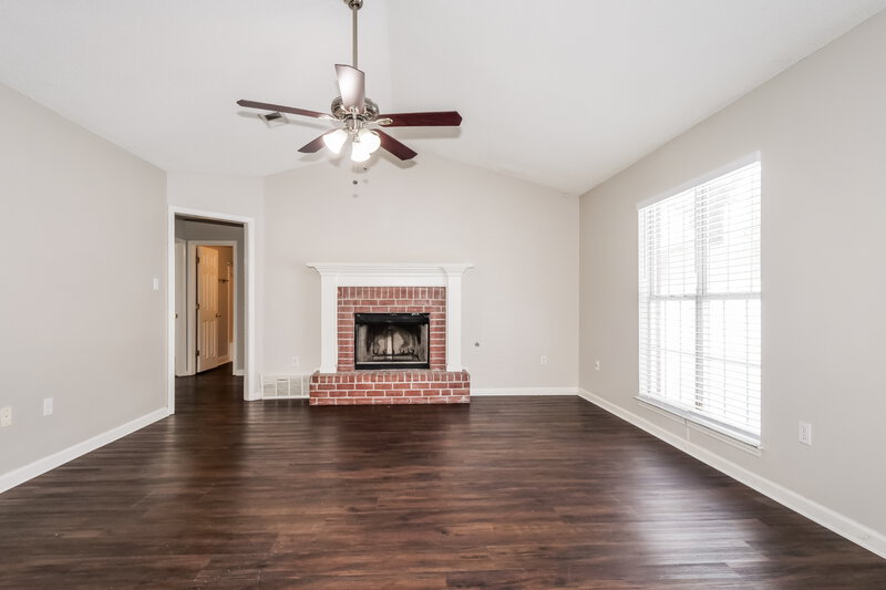1,790/Mo, 7291 Bridle Ln Southaven, MS 38671 Living Room View